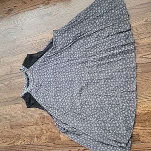 Torrid shirt size 4
